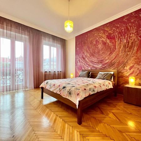 Exclusive Colourful Flat In The City Budapeste Exterior foto