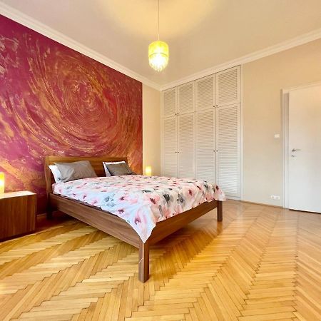Exclusive Colourful Flat In The City Budapeste Exterior foto