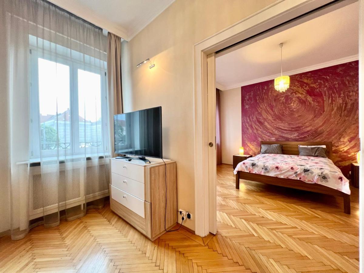 Exclusive Colourful Flat In The City Budapeste Exterior foto